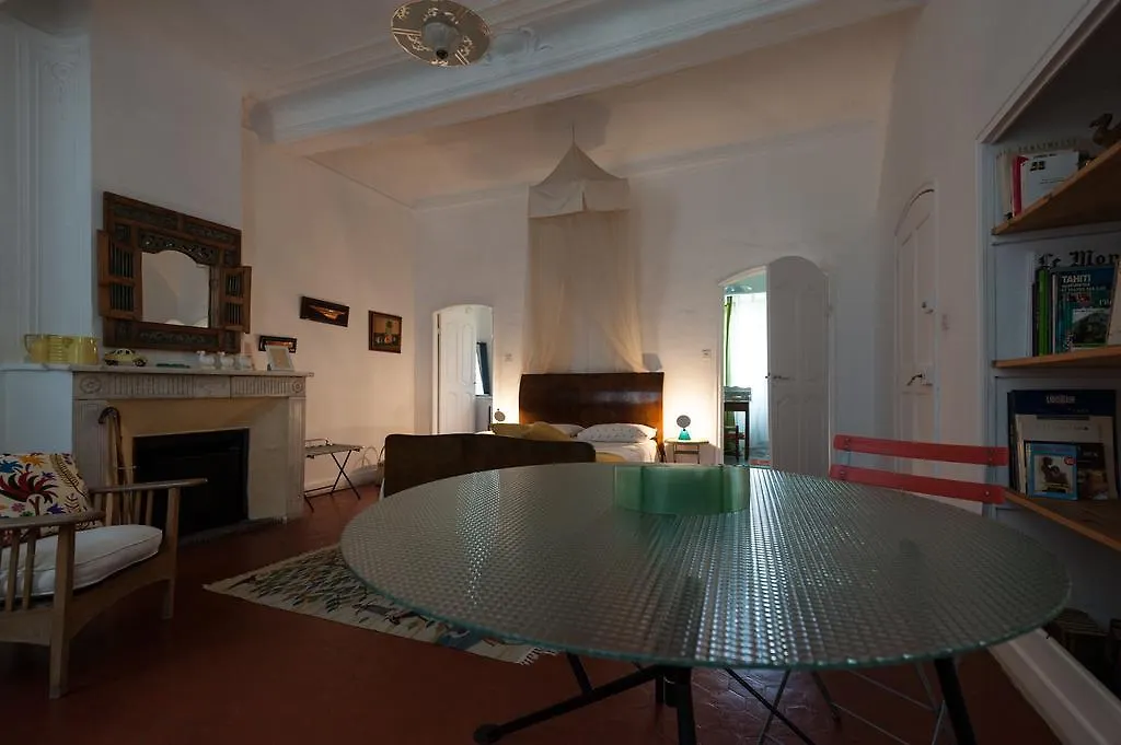 ベッド・アンド・ブレックファスト L'Enclos ロルグ