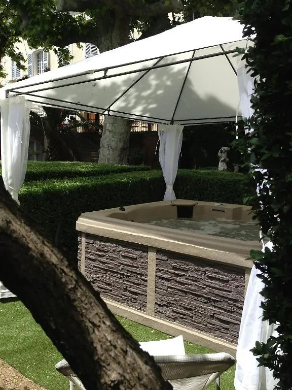 L'Enclos ロルグ ベッド・アンド・ブレックファスト